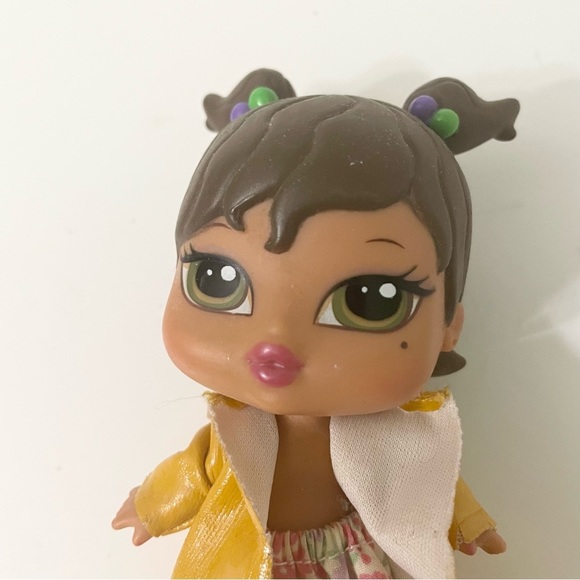 Bratz Babyz Doll Yasmin 5 Inch Doll - Picture 2 of 16